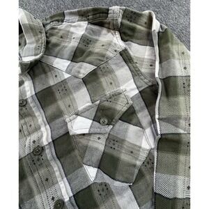 Frye Shirt Mens XLarge Green White Plaid Button Up Flannel Long‎ Sleeve Pockets